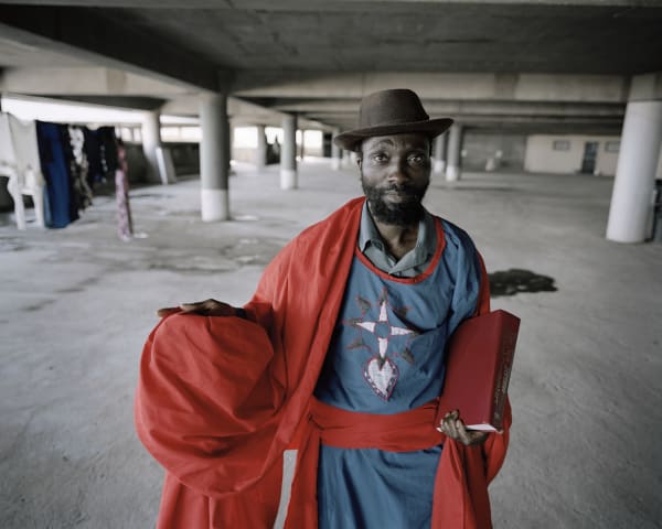 Patrick Waterhouse, Patrick Waterhouse & Mikhael Subotzky: Onious Mthembo, Ponte City, 2008