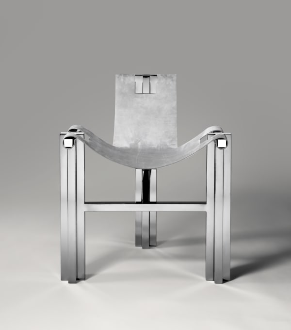 Tripodal Arm Chair
