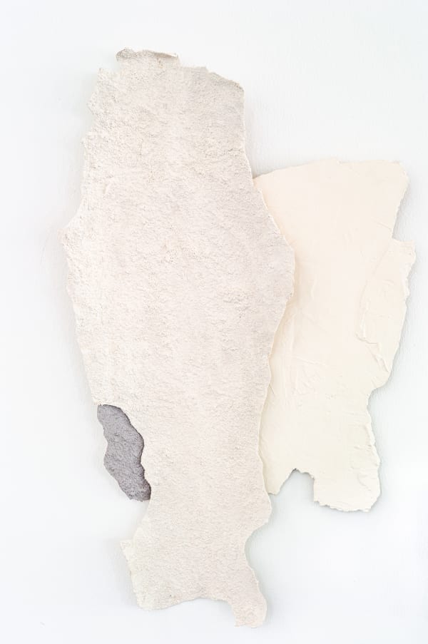 Guy Simpson White wall flakes, 2023 76 x 47 x 1 cm House paints, acrylic and crafting sand on canvas