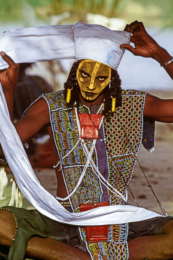 Carol Beckwith and Angela Fisher, Wodaabe Male Charm Dancer, Niger, 1992