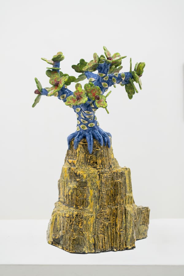 Bruce M. Sherman Persistence, 2022 ceramic and glaze 58 x 33 x 20 cm