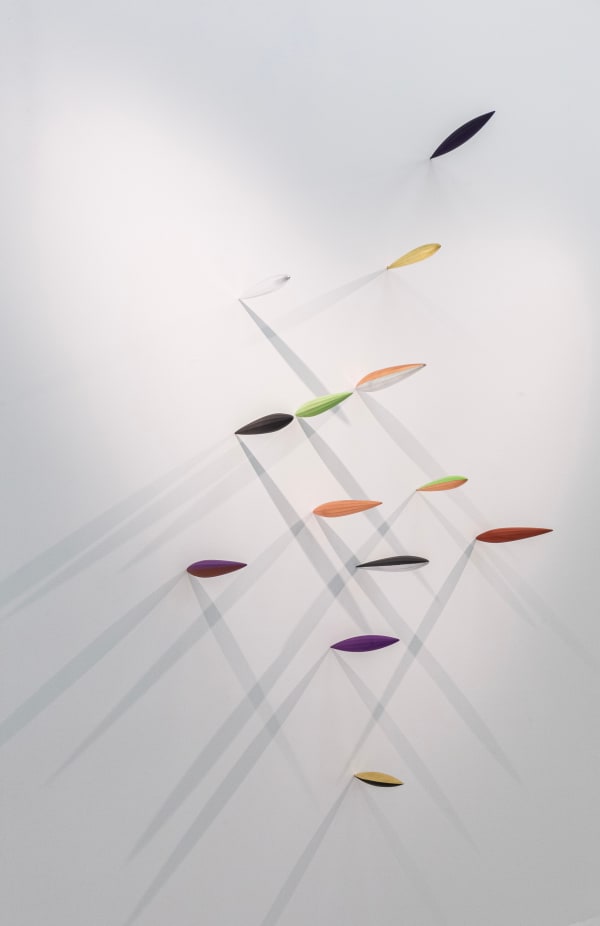 Bryan Hunt Migration ll - (vertical) Pod Vl , 2024 urethane, flashe paint, metal leafing overall installation 213.3 x 121.9 x 33 cm - 13 elements 15 x 33 x 15 cm each