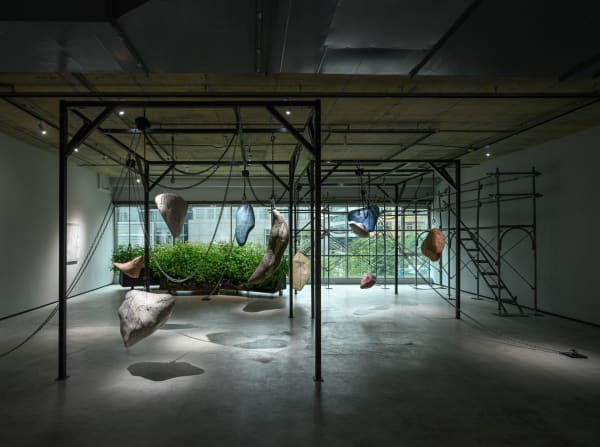 繡燕No. 1 / 繡燕No. 2 Embroidered Swallows No. 1 / Embroidered Swallows No. 2