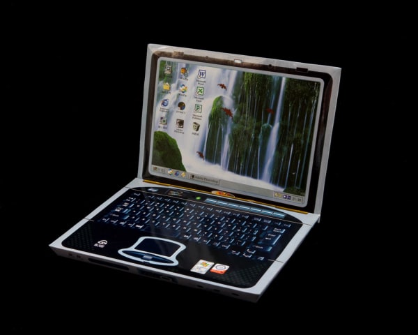 Kurt Tong, Laptop Computer, 2009