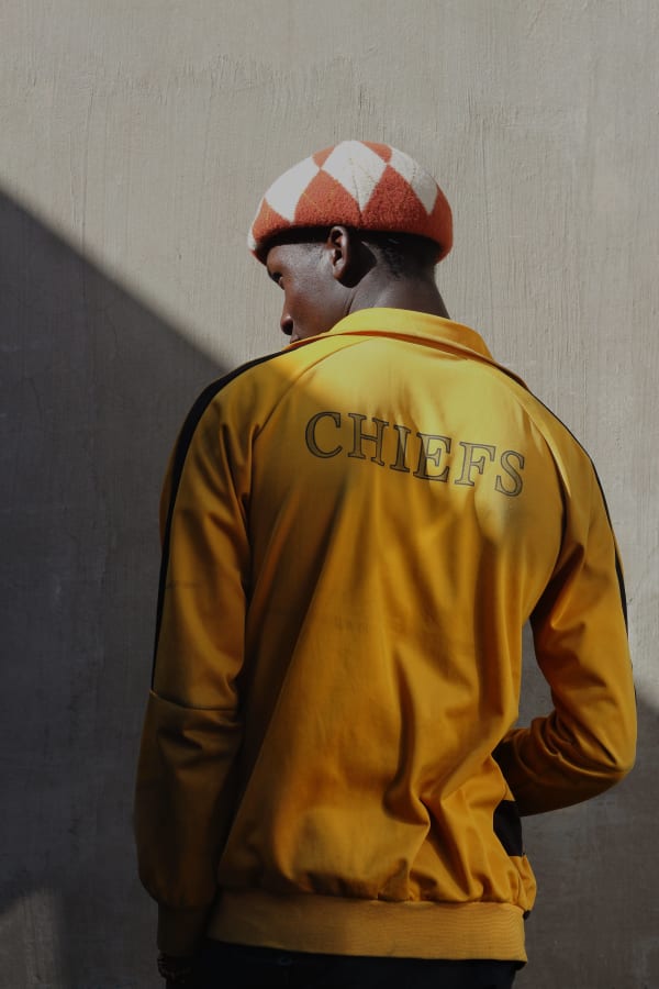 Presence Nonzuzo Gxekwa, Untitled (Yellow Jacket), 2020