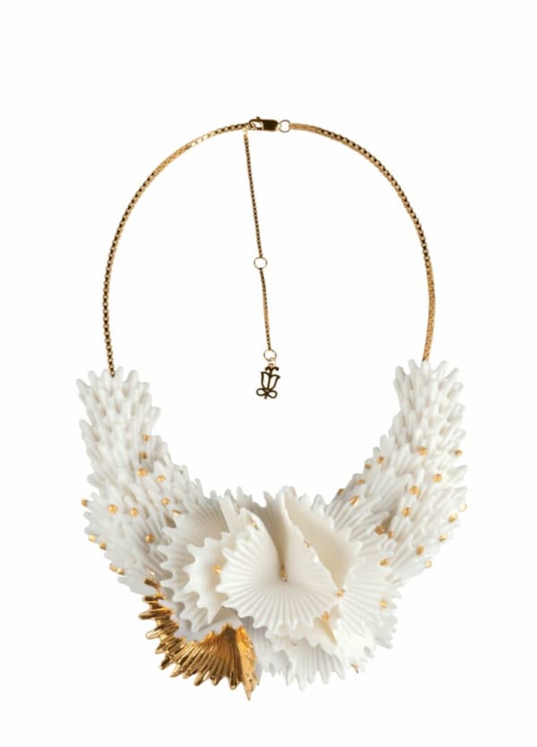 LLADRÓ, Actinia Necklace. White and Golden luster