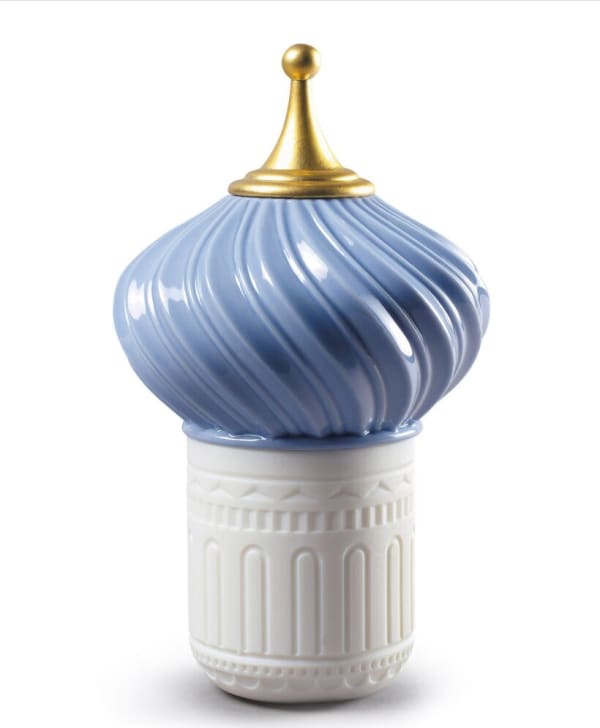 LLADRÓ, Mauve Spire Candle 1001 Lights. Unbreakable Spirit Scent