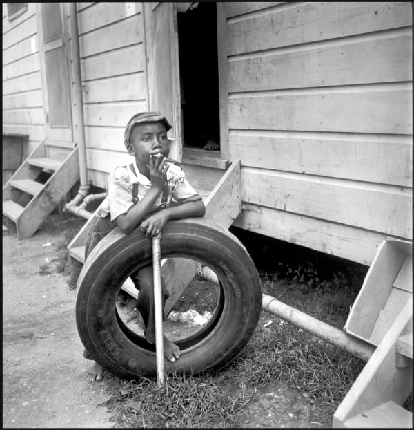 Eve Arnold, Son of a Migrant Potato, 1951