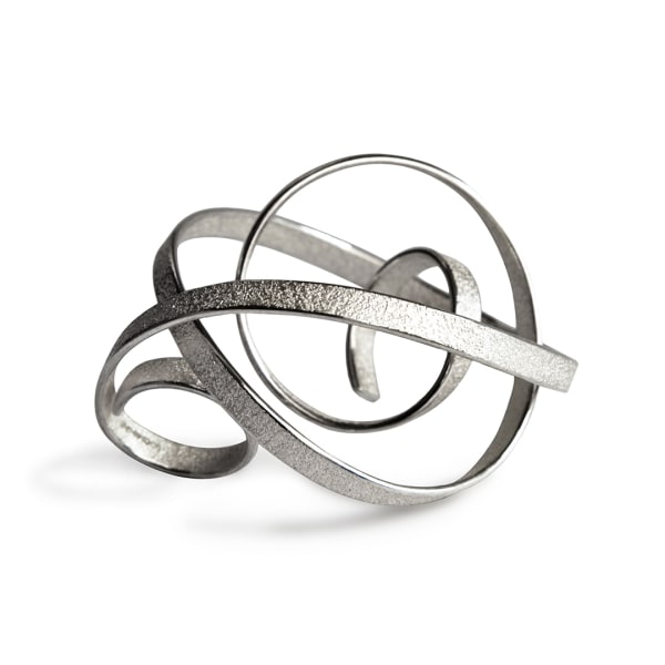 Sculptural ring – curling crest of a wave large – 100% recycled silver by contemporary jewellery artist Ute Decker