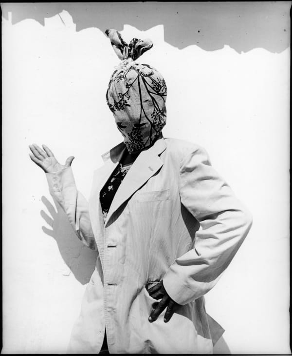 Celso Brandão, “Papangu”, Carnaval de Bezerros, PE / “Papangu”, typical Carnival costume from the town of Bezerros, Pernambuco, Brazil, 1999