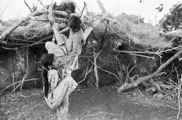 Gauri Gill, Jannat# 22 (Edition:1/7 + 2AP), 9907