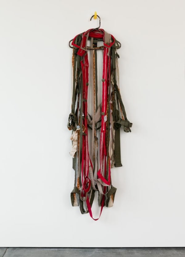 Anna Sew Hoy, olive vert/rouge red, 2013