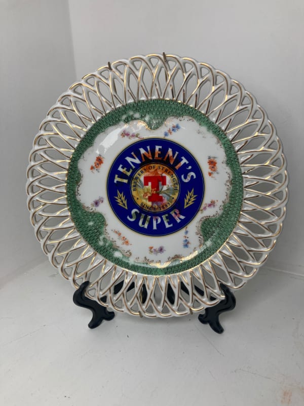 Haus of Lucy, Tennents Super