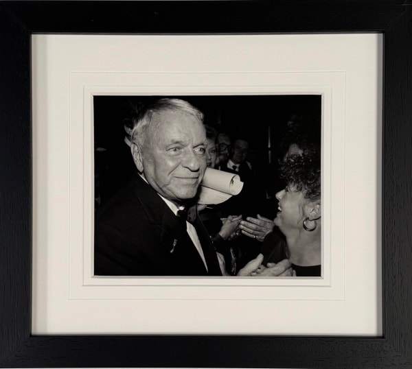Richard Young, FRANK SINATRA, LANGAN'S BRASSERIE, 1980
