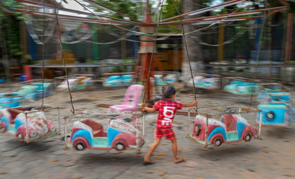 Pascal DeMeester, Love, 2022