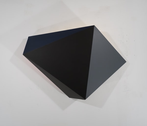 Tridimensional painting of a black prism with triangular sides, looking like a cut gem