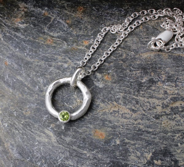 Rockpool Halo Pendant with Peridot