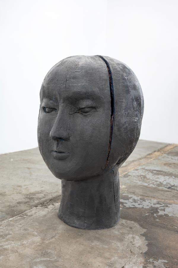 Vanessa Beecroft (Untitled) black cracked head, 2021 Ceramic, oil paint 30 x 18 x 24 inches 101.6 x 45.7 x 71.1 cm.