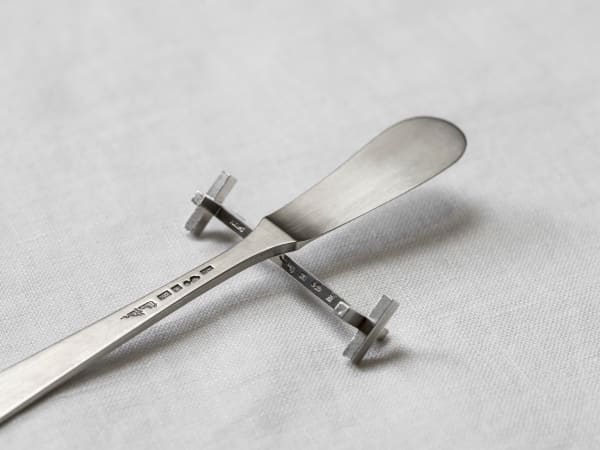 Butter knife and stand