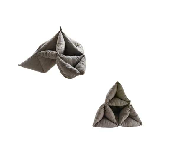 Dinh Thi Tham Poong, Object of Cotton Fibre, 2024