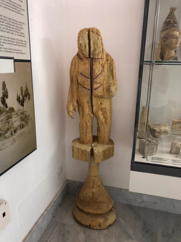 Evgeny Antufiev, Untitled, 2015