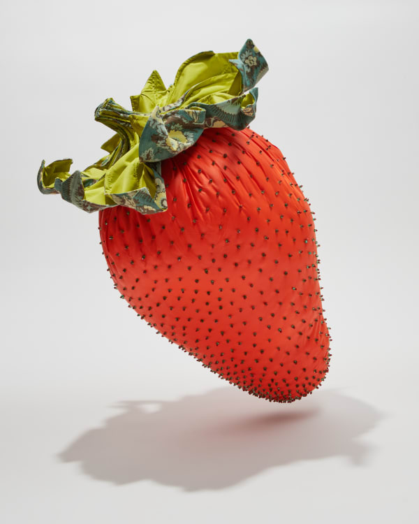 Ravenna Osgood, Fragola peluche, 2023