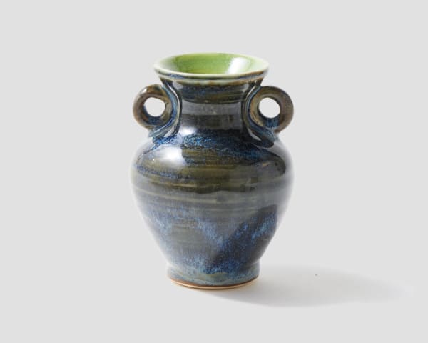 Kim Le, Vase with handles, 2024
