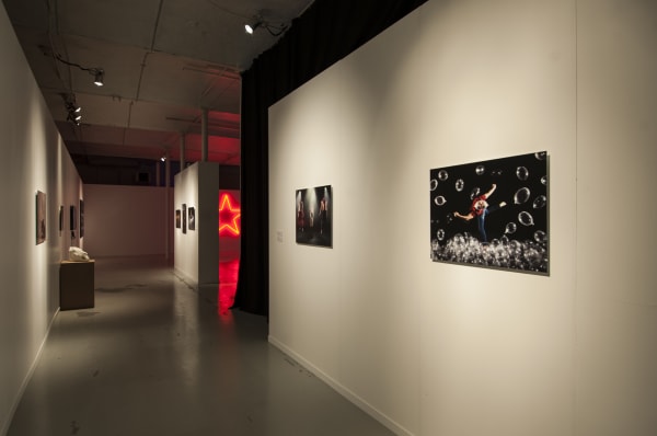 'So many steps, so little time': exhibition view De Bond, Bruges, 2016-2017