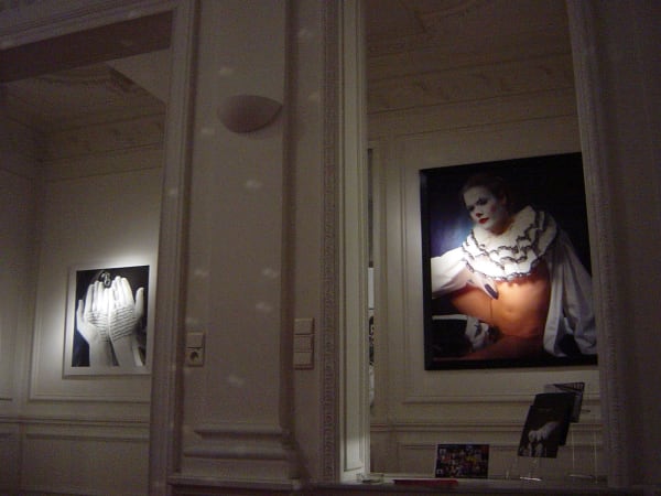 Female Turbulence: exhibition view / group show at Aeroplastics, Rue Blanche Str, Brussels / works by Andres SERRANO and Shirin NESHAT