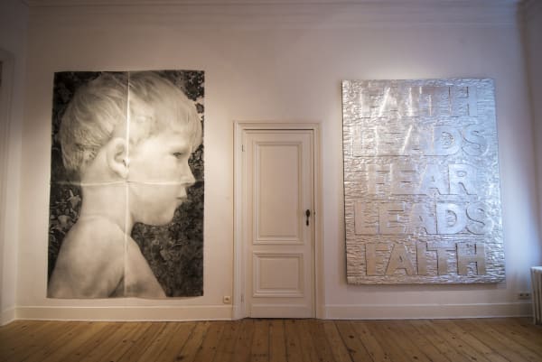 "Prememories": exhibition view Aeroplastics @ Rue Blanche, Brussels, 2016 work by Till Freiwald (L) and Mark Titchner (R)