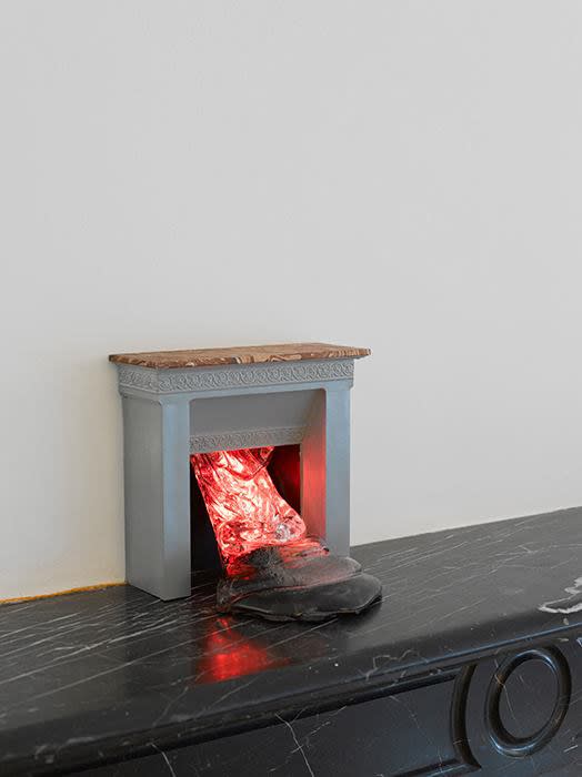 "HeHe - Antroposphere": installation view / Aeroplastics @ Rue Blanche Str., Brussels, 2014 / Catastrophe domestique (La lave), 2013