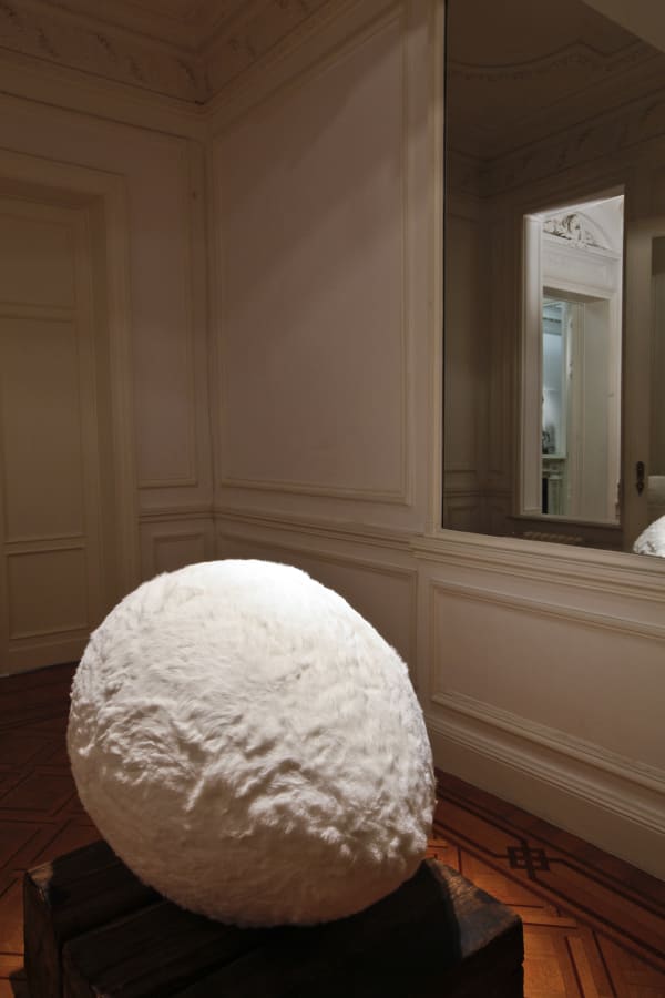 Gavin Turk 'Jack Shit!' / exhibition view at Aeroplastics, Rue Blanche Str., Brussels, 2011 / ph: V. Everarts.