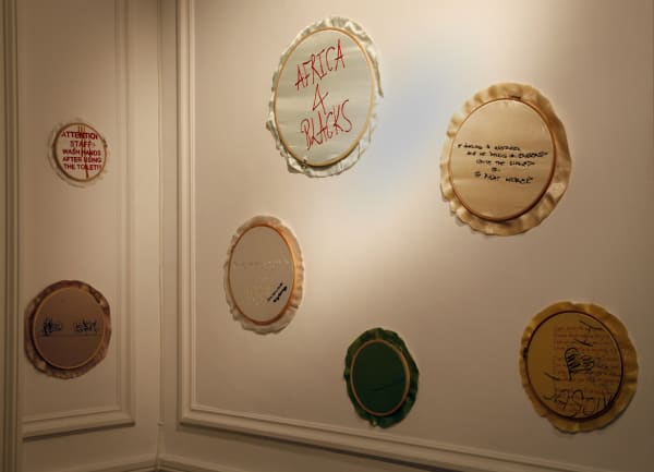 Frances Goodman: keeping up appearances Aeroplastics, Rue Blanche, 2010. Ph: Vincent Everarts