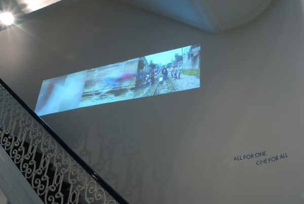 All for one, one for all / Aeroplastics, Rue Blanche, 2006. Ph: Vincent Everarts