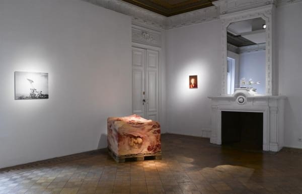 "The Remarkable Lightness of Being": exhibition view / Aeroplastics @ Rue Blanche str., 2015 / works by Robert GLIGOROV, John ISAACS, Bryan DRURY