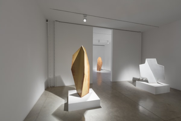 John Mason: Sculpture. Installation View. November 30, 2017 - January 13, 2018. albertz benda, New York.