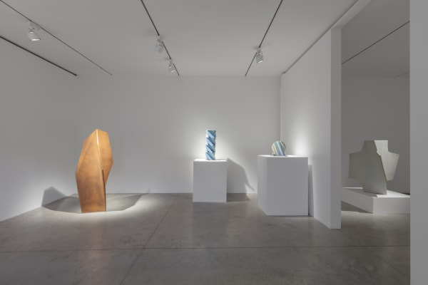 John Mason: Sculpture. Installation View. November 30, 2017 - January 13, 2018. albertz benda, New York.