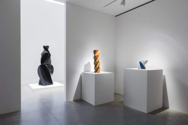 John Mason: Sculpture. Installation View. November 30, 2017 - January 13, 2018. albertz benda, New York.