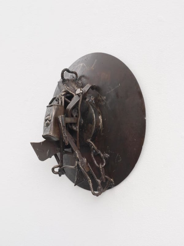 Melvin Edwards, “Wayou Tugge” (2014), welded steel, 15.25 x 15.25 x 6.25 inches (courtesy Alexander Gray Associates, New York; Stephen Friedman Gallery, London. ©2014 Melvin Edwards / Artist’s Rights Society (ARS), New York)