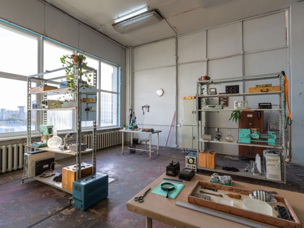 Zarouhie Abdalian and Joseph Rosenzweig Rhymes and Reckonings (for Sverdlovsk and Yekaterinburg), 2019 Fixtures, tools, motors, electronics, and text Dimensions variable Installation view 5th Ural Industrial Biennial, 2019 Curated by Xiaoyu Weng Ekaterinburg, Russia