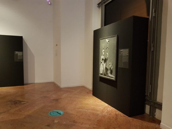 Room 2: Britannia CCTV, 2009, spray paint on steel grill