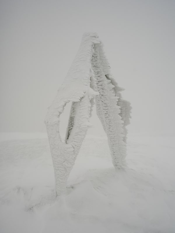 Sabine Mirlesse, Installation view, Chrystalline, summit of the Puy-de-Dôme volcano, France.