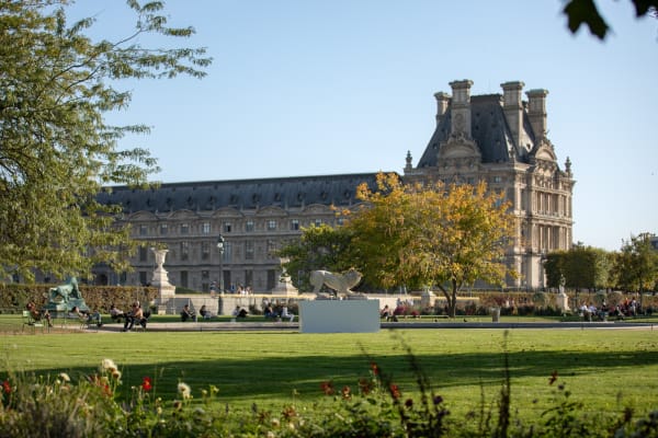 Tony Matelli Installation view La Cinquième Saison, Jardin des Tuileries, Paris, France, 2023