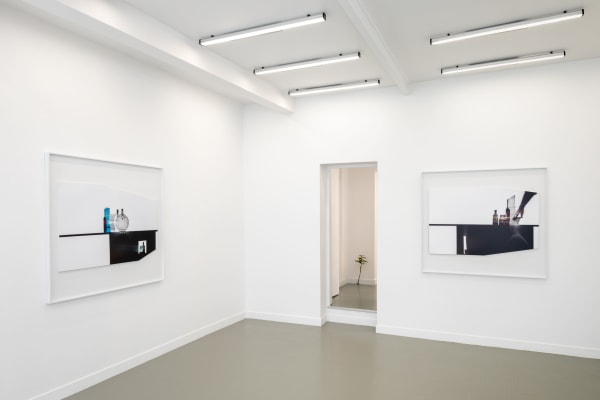 Uta Barth Installation view, Andréhn-Schiptjenko, Paris, France, 2021.