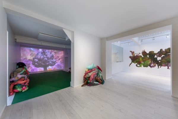 Cecilia Bengolea - Cosmo-Conviviality - There is time that passes even when nothing changes.