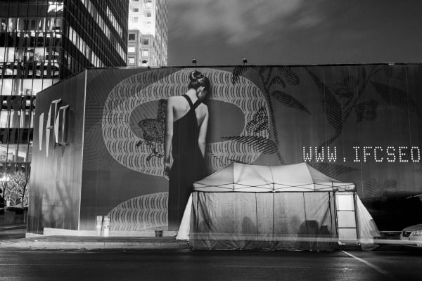 Suna Yu 02 Yeoeuido Series Of Metro Phantasma 64 96Cm Gelatin Silver Print 2007