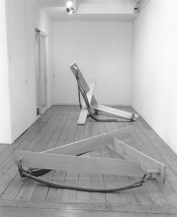 installation shot of the exhibition Recent Sculptures by the Japanese artist Yoshikuni Iida, Annely Juda Fine Art, 1988