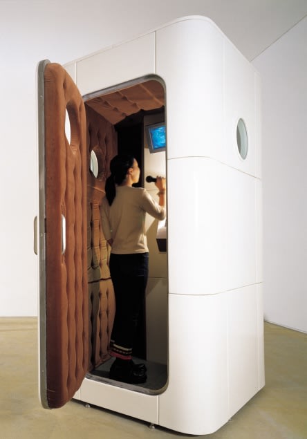 LEE BUL, GRAVITY GREATER THAN VELOSITY, 1999