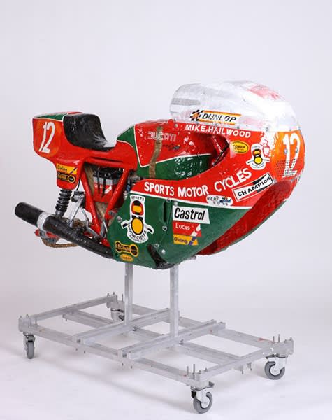 GWON Osang, The Sculpture 12, 2008-2010, Acrylic, Resin and Aluminum on Stone clay, 160 x 142 x 70 cm ⓒ Artist and ARARIO GALLERY