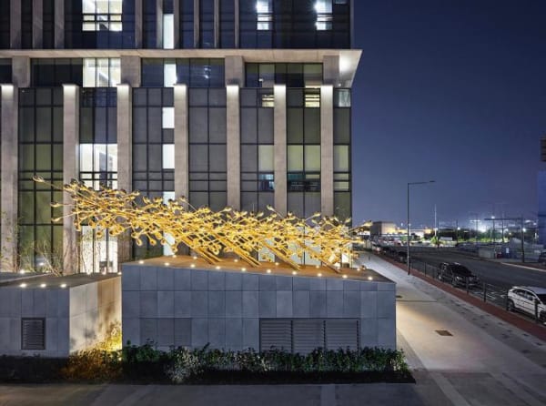 [News] Side by side in accordance with rules... The beauty of civilization meticulously calculated.